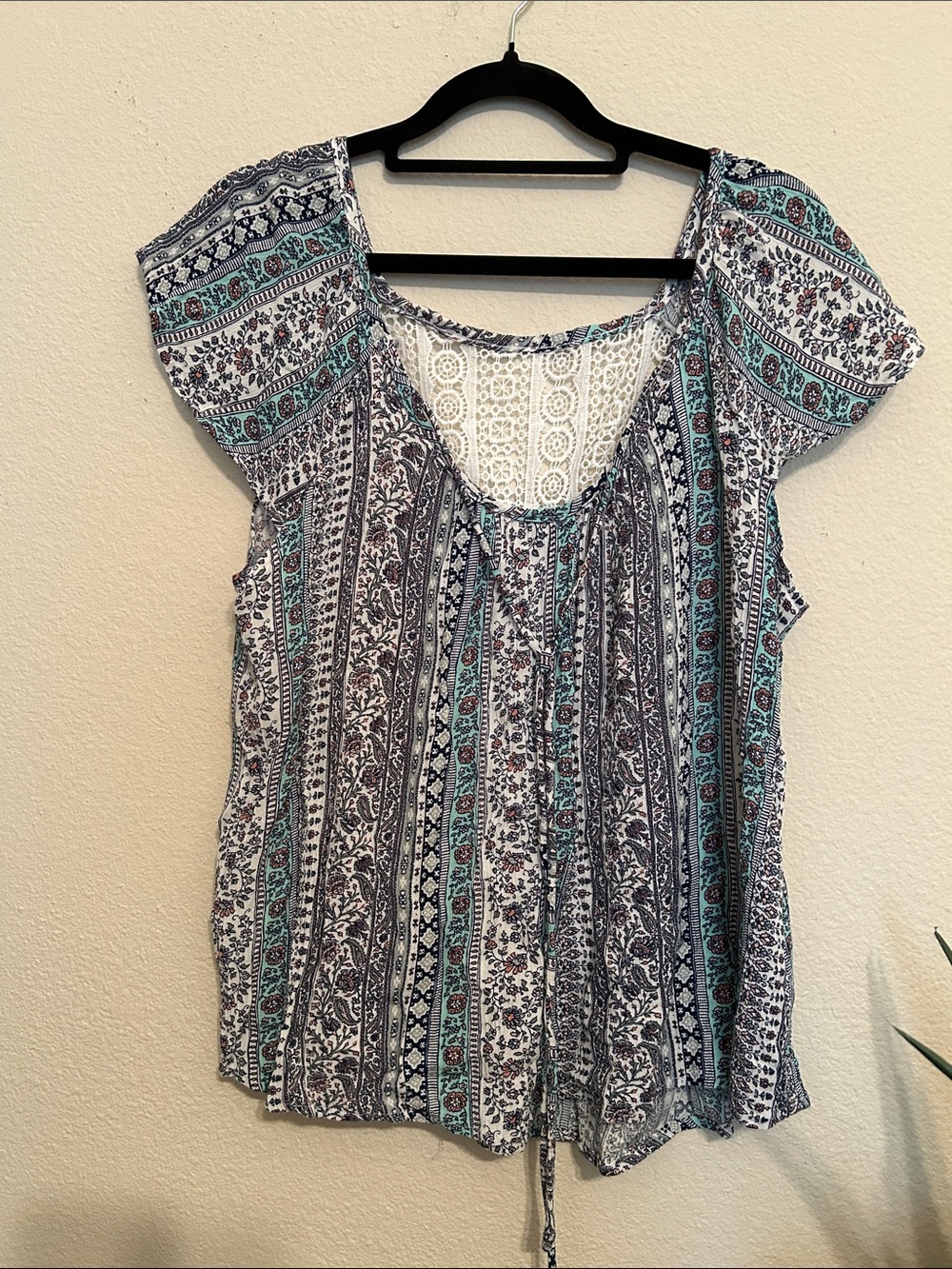 Boho Printed Scoop Neck Top with Lace Yoke - Teal & Black